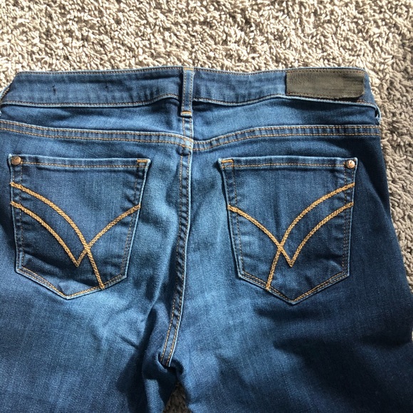 William Rast Jeanne size 28 - Picture 7 of 7